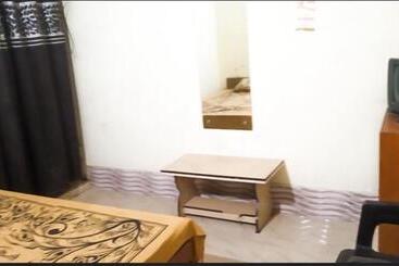 پانسیون Paying R.b Guesthouse