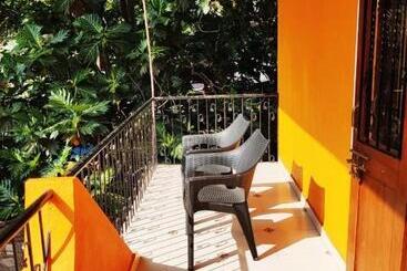 Remmys Place Candolim