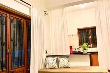 Remmys Place Candolim