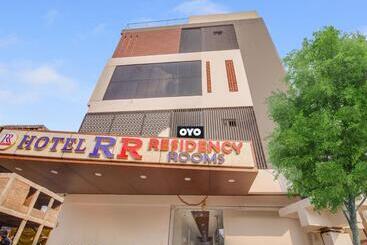 هتل Rr Residency