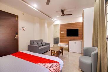 هتل Rr Residency