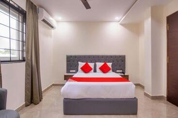 هتل Rr Residency