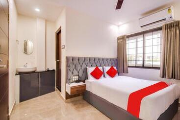 هتل Rr Residency