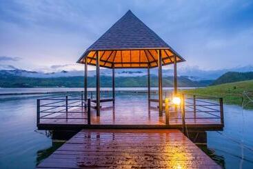 เดอะวอเตอร์ปาร์ครีสอร์ท  The Water Park Resort