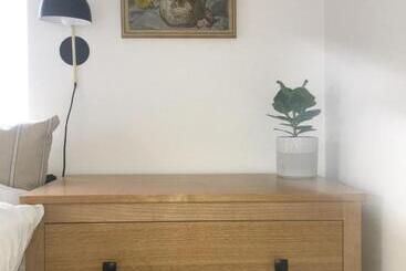 تختخواب و صبحانه Cedar Shade Cottage Ensuite Private Annexe With Parking