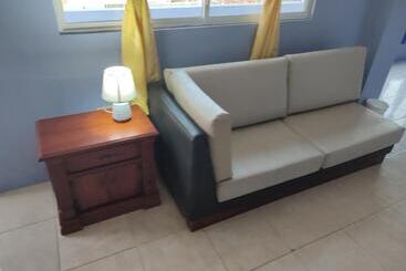 تختخواب و صبحانه Hostal Villa Escondida