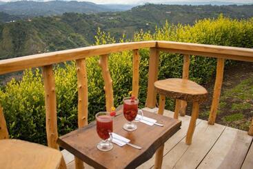 هتل Finca Wayra