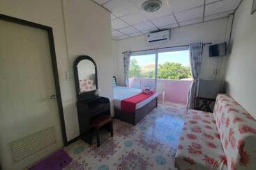 هتل Home One Love Ayutthaya Main Zone By Baan One Love Group