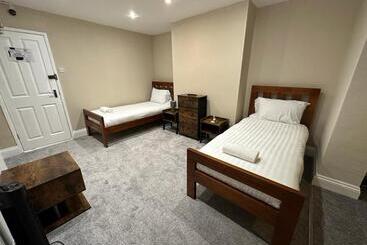 هتل Inn By The Sea, Portsmouth En Suite Rooms With Or Without Sea View