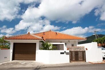 בית מלון כפרי Sommelier Villa Ishigaki   Vacation Stay 07829v