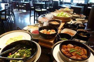 Kuwana Park Hotel   Vacation Stay 66862v