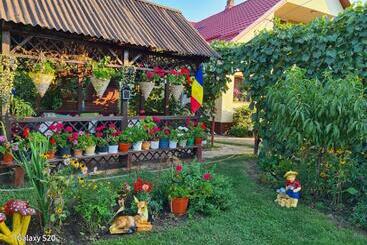 پانسیون Casa Lumi