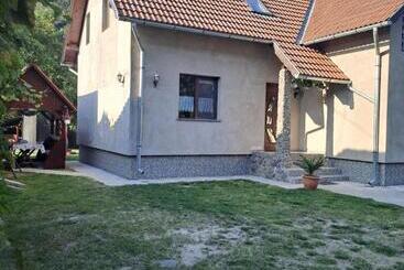 پانسیون Casa Nuria