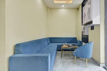 Townhouse 1268 Hotel Priyaj