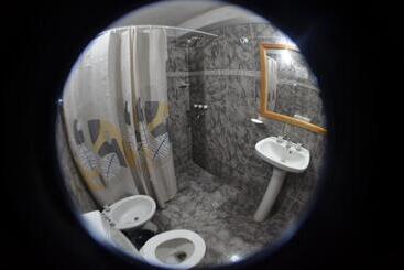 هاستل Casamora