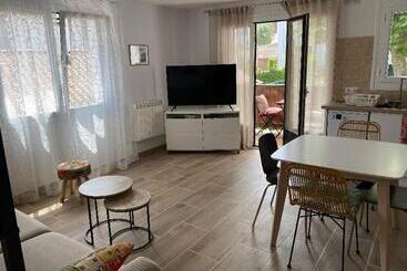 تختخواب و صبحانه Chambre Cosy