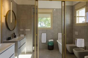 Dionis Boutique Hotel & Spa