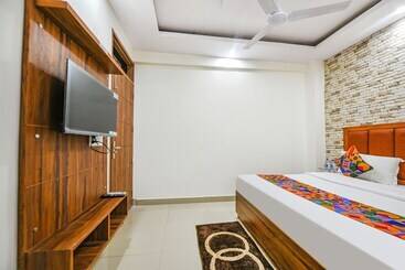 Fabhotel New Satyam
