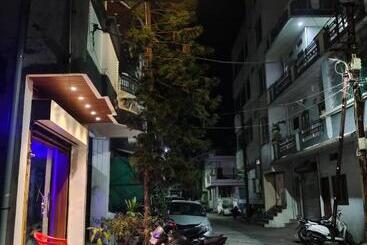 酒店 Anjali