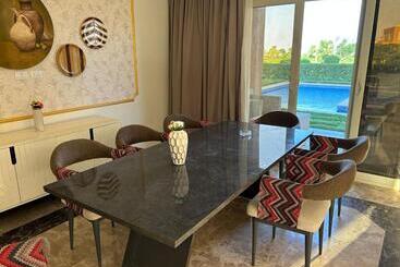 호텔 Azal Lagoons Resort Abu Simbel
