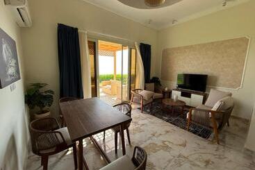 호텔 Azal Lagoons Resort Abu Simbel