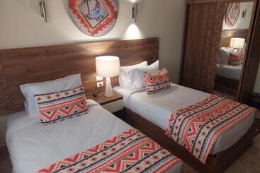 호텔 Azal Lagoons Resort Abu Simbel