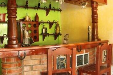 هتل Finca Villa Yuliana