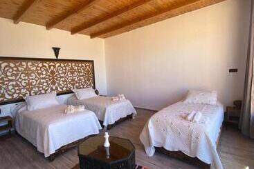 בית מלון כפרי La Merveiille Guest House
