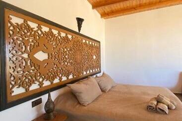 בית מלון כפרי La Merveiille Guest House
