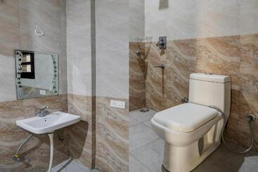 هتل Loom Stay Prince Villa