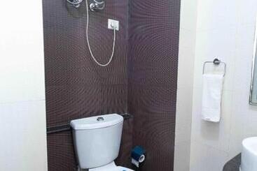 هتل Loomstay Smart Inn