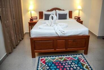 هتل Mango Hill La Serene Puducherry