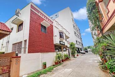 ホテル Oyo Flagship Akshaya Villa