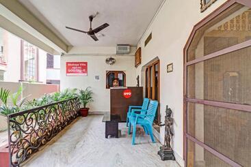 ホテル Oyo Flagship Akshaya Villa