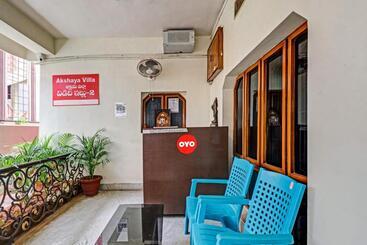 ホテル Oyo Flagship Akshaya Villa
