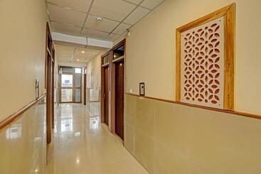 Fabhotel New Satyam