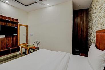 Fabhotel New Satyam