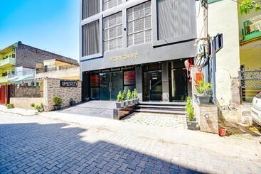 Fabhotel New Satyam