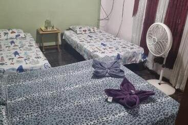 هتل Paradise Alajuela