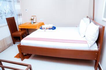 בית מלון כפרי Port Park