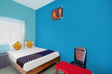 هتل Spot On 81207 Behera Accommodation