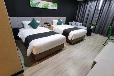 هتل Thank Inn Plus Aksu Kuqa Xingfu Road