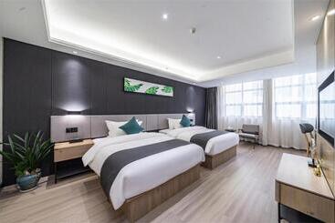 هتل Thank Inn Plus Chaozhou Caitang Lotus