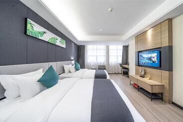 هتل Thank Inn Plus Chaozhou Caitang Lotus
