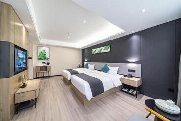 هتل Thank Inn Plus Chaozhou Caitang Lotus