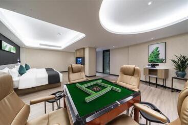 هتل Thank Inn Plus Chaozhou Caitang Lotus
