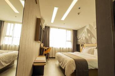هتل Thank Inn Plus Kashgar Ancient City Pedestrian Street