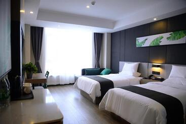 هتل Thank Inn Plus Yinchuan Dayue City