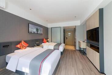 هتل Thank Inn Shaoxing Luxun Hometown