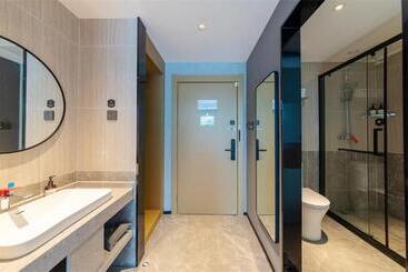 هتل Thank Inn Shaoxing Luxun Hometown